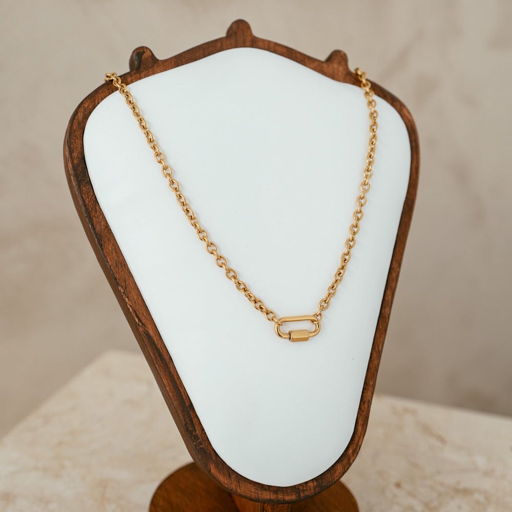Carabiner Pendant Necklace - Luisa Luxe gold jewellery