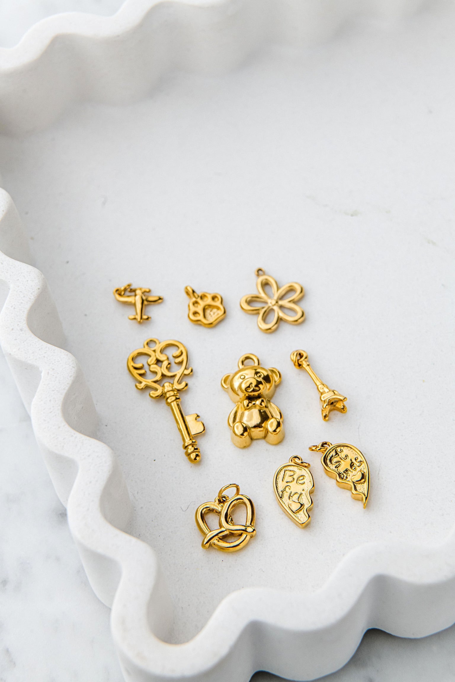 Pretzel Charm - Luisa Luxe gold jewellery