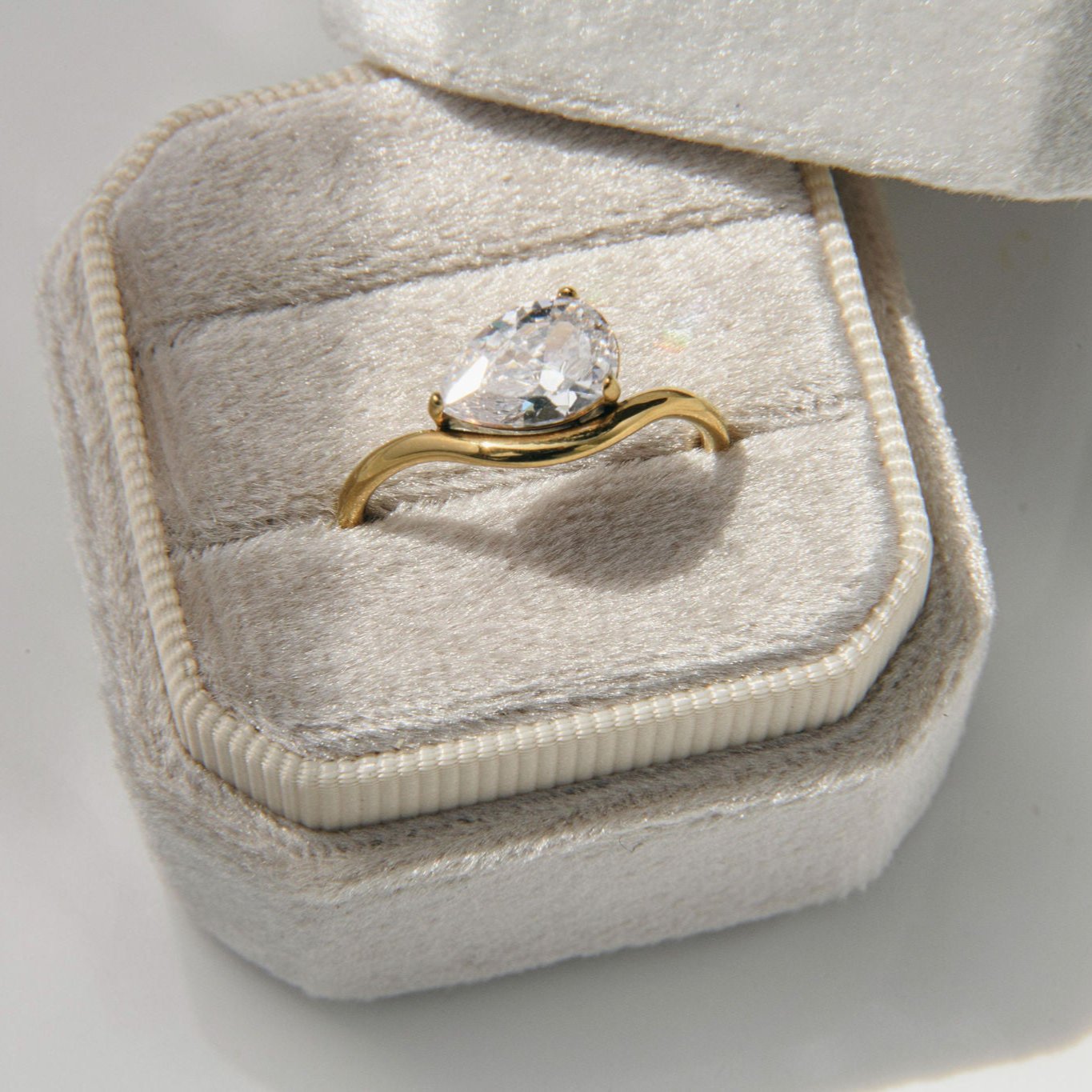 Thessa Ring