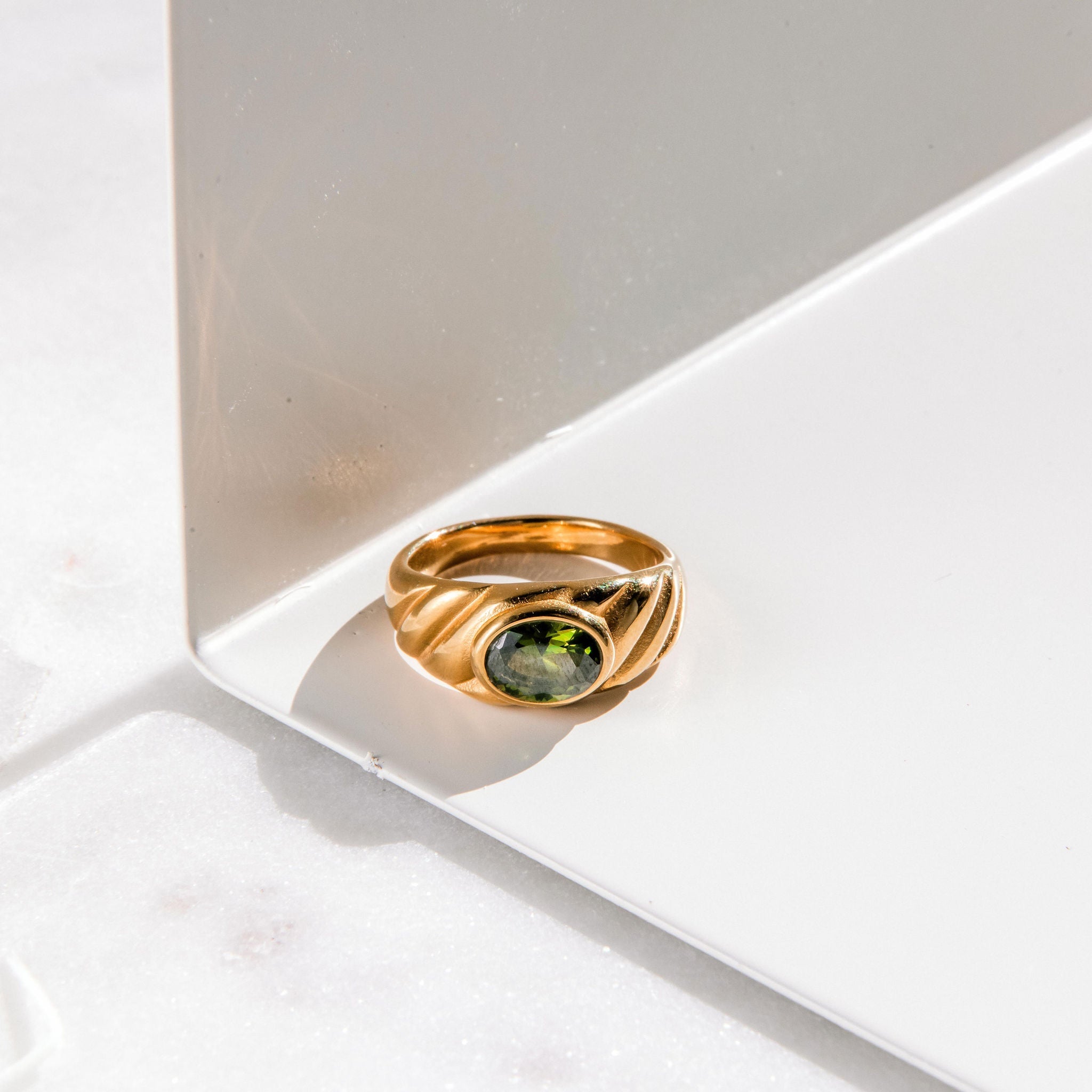 Auguste Ring - Luisa Luxe gold jewellery