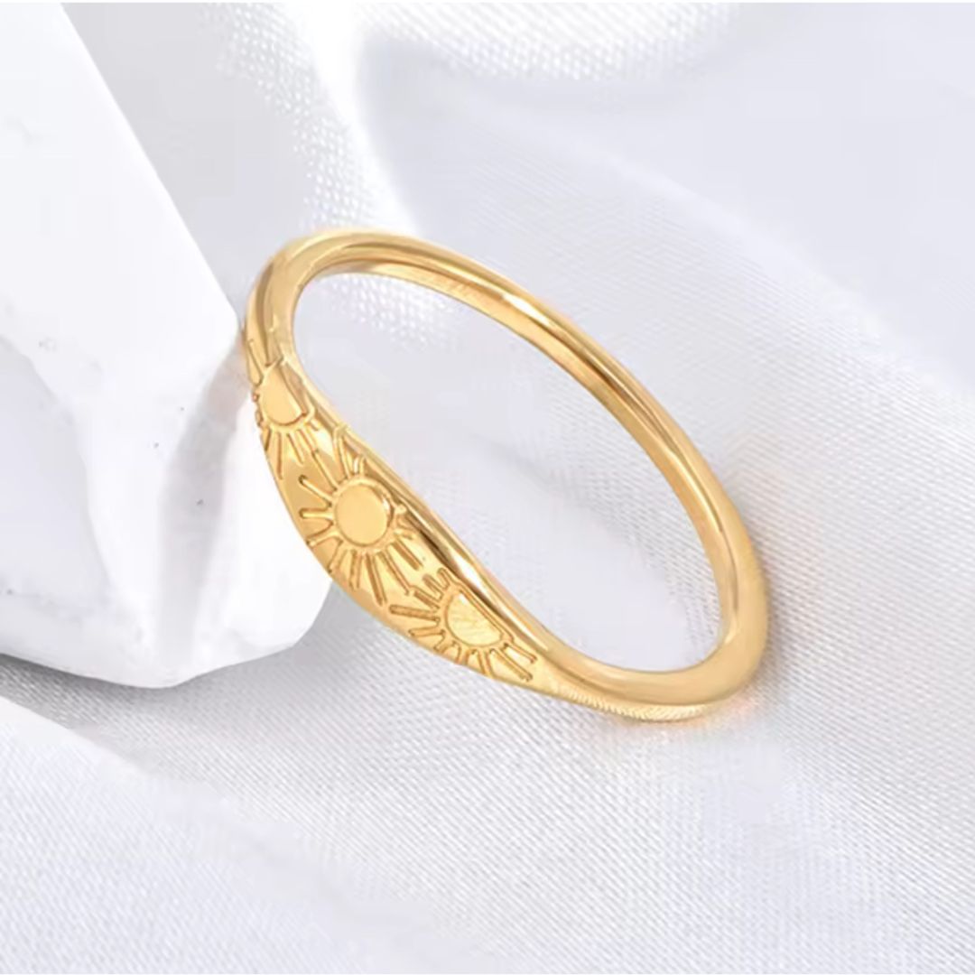 Skylar Ring - Luisa Luxe gold jewellery